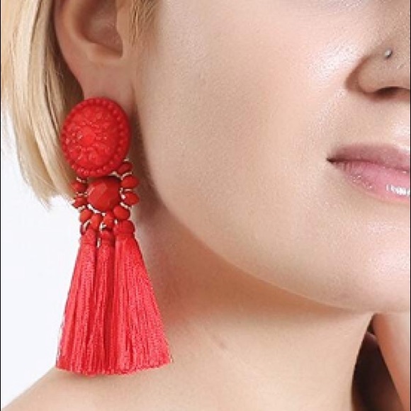 ✨✨RED VINTAGE LOOK  BETTY TASSLE STATEMENT EARRING - Picture 2 of 6